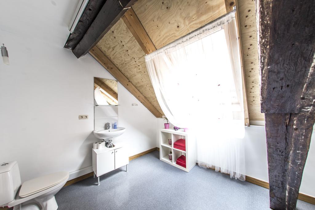 Rentbynight Aparthotel Brussels Phòng bức ảnh