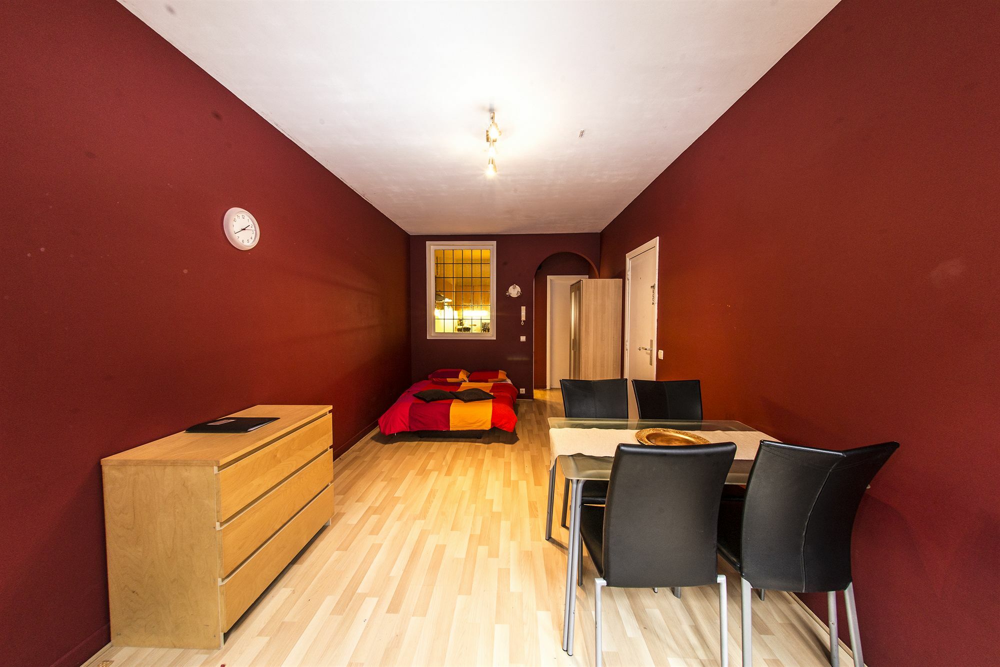 Rentbynight Aparthotel Brussels Ngoại thất bức ảnh
